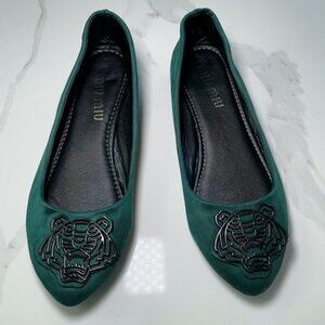 Chic Dark Green Tiger Ballet Flats, Size 38/7-7.5